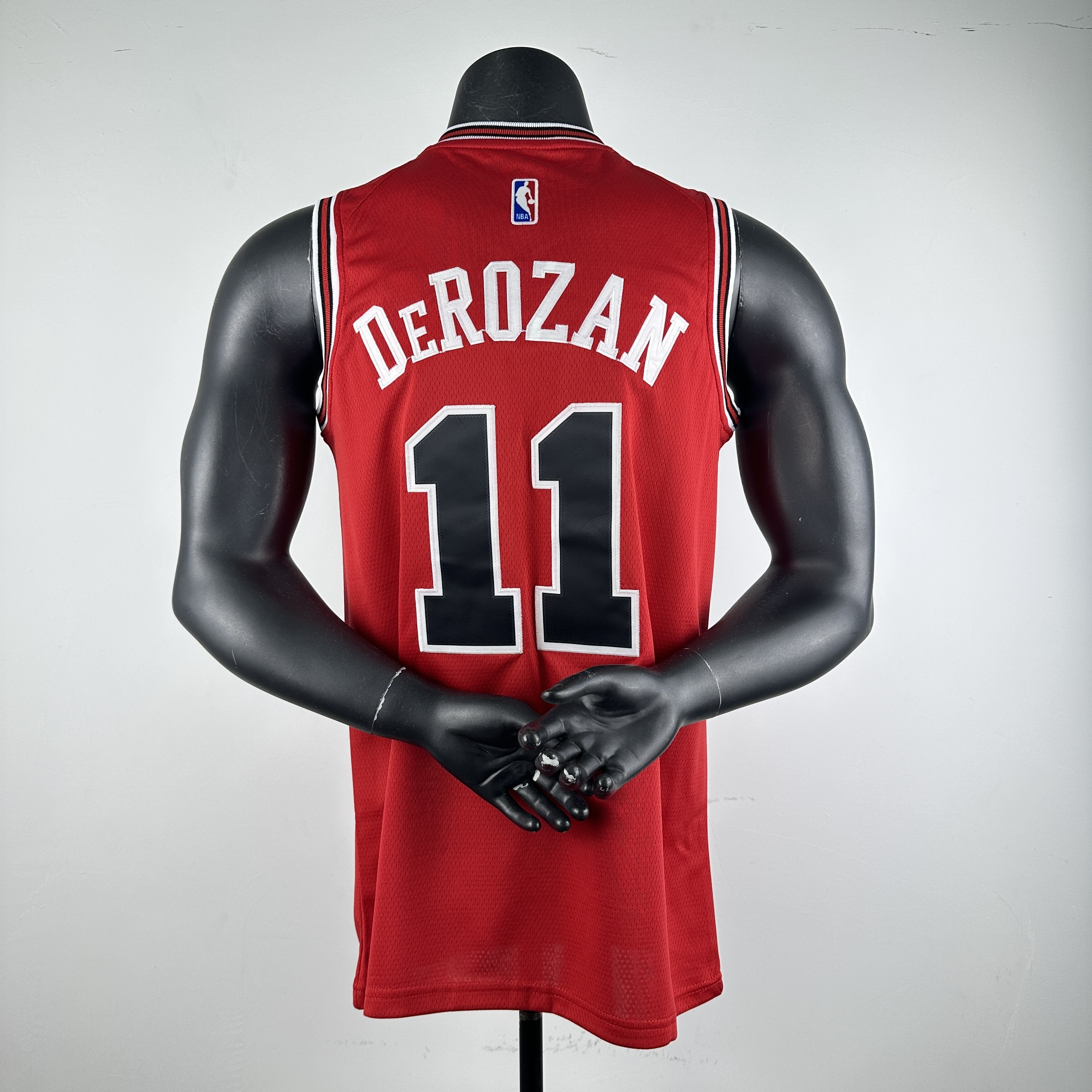 Embroidered Bulls Red No. 11 DeRozan