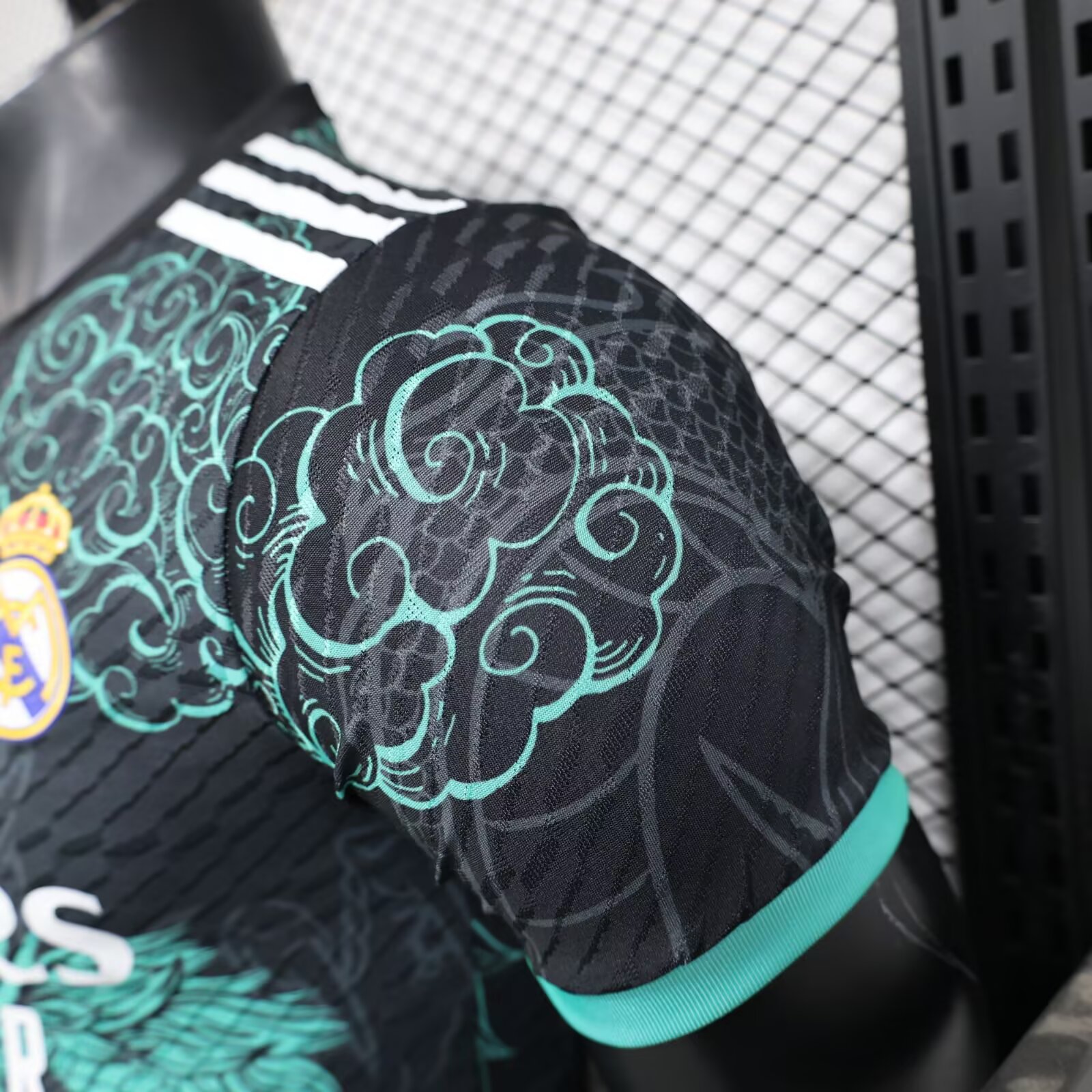 2025/2026 Player Version Real Madrid Special Edition Bule Dragon Black Football Shirt 1:1 Thai Quality