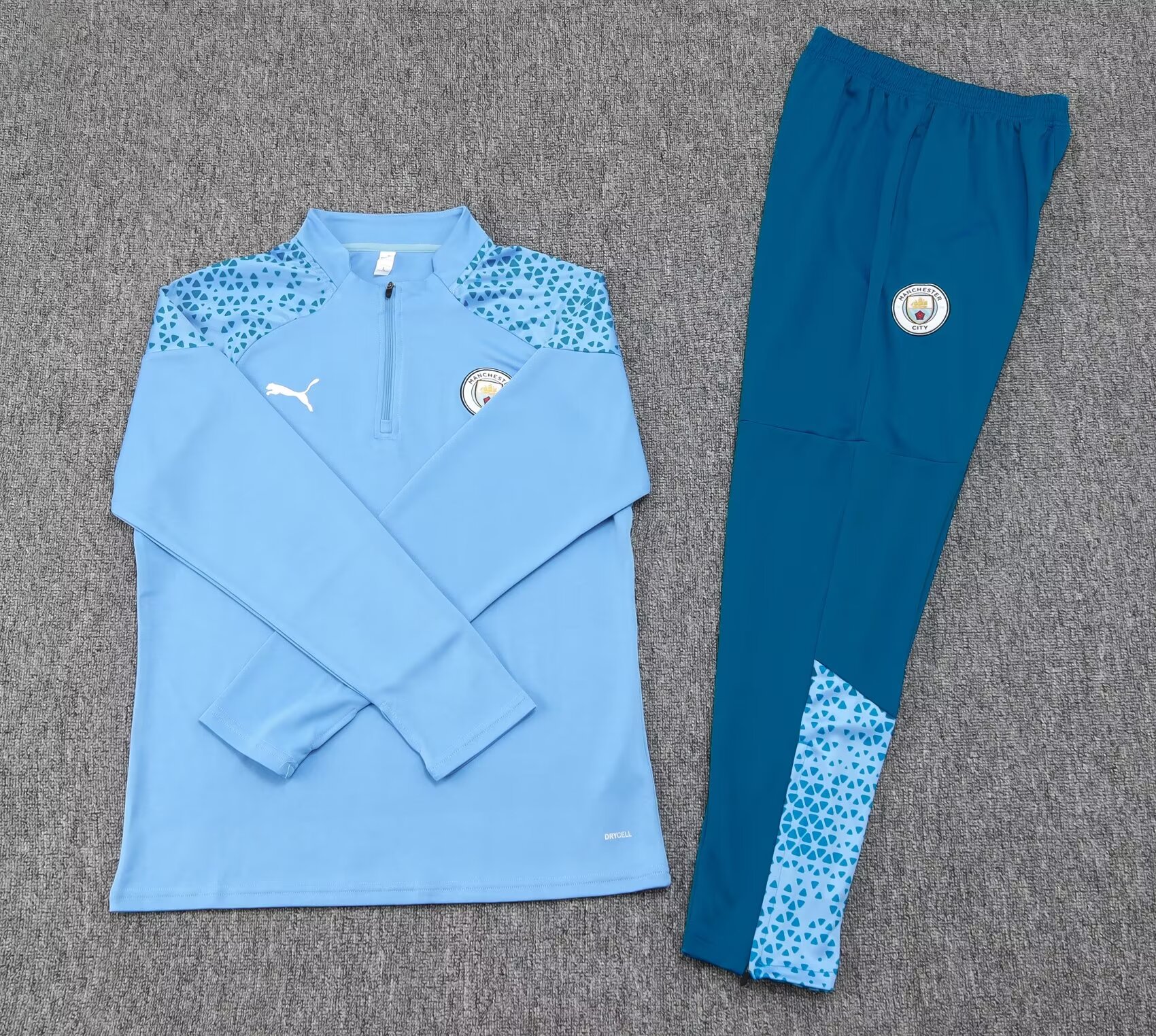 2023/2024 Manchester City Half Pull Training Wear Blue Football Shirt