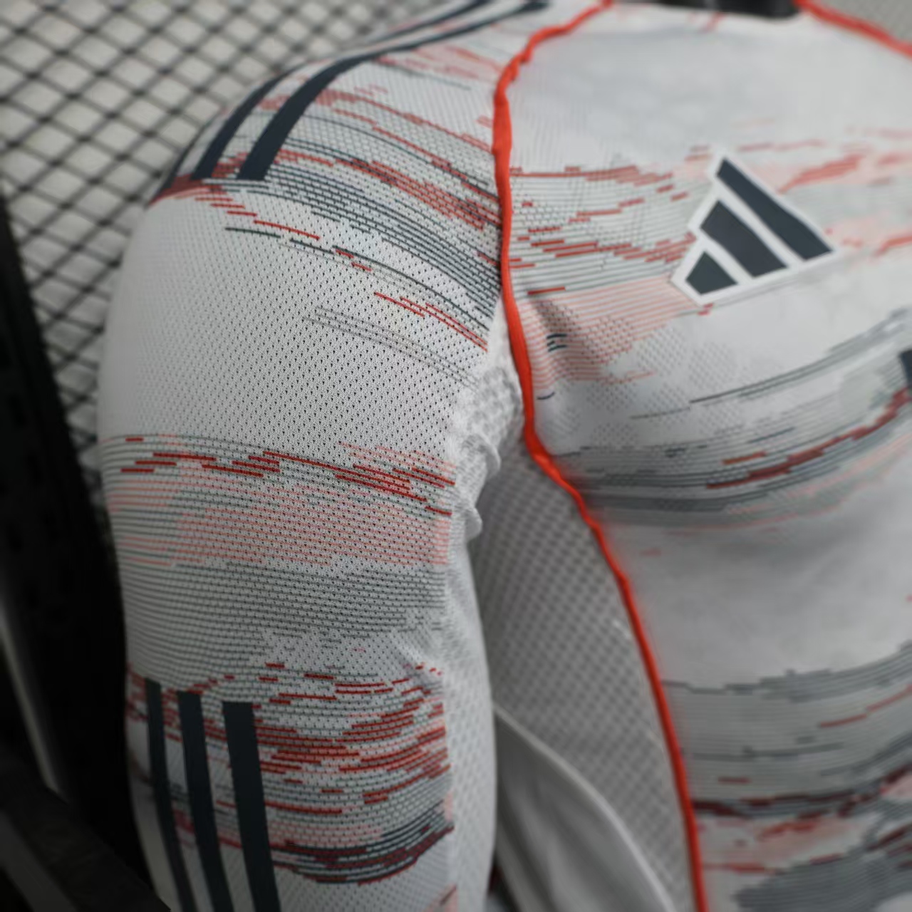 2025-26 Bayern Away Long Sleeve Jersey - Player Edition