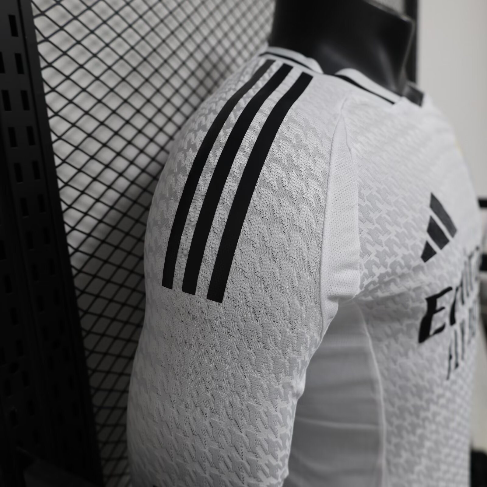 2024/25 Real Madrid Home Long Sleeve Shirt - Player Version