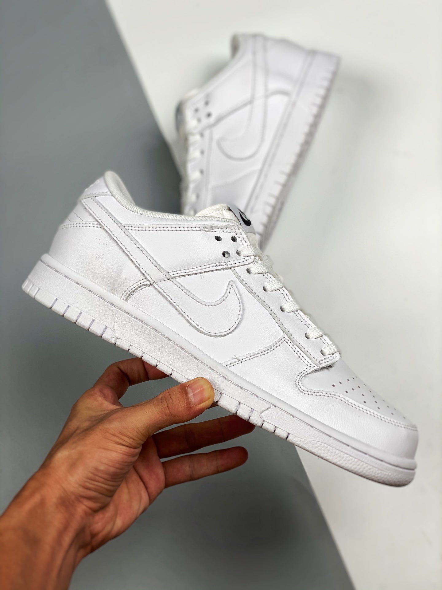 Dunk Low Triple White