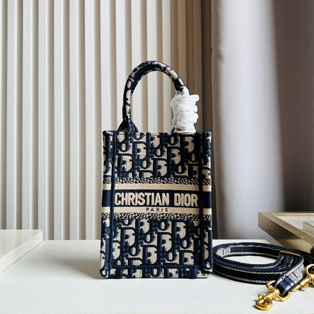 Dior Book Tote Canvas Shandbag
