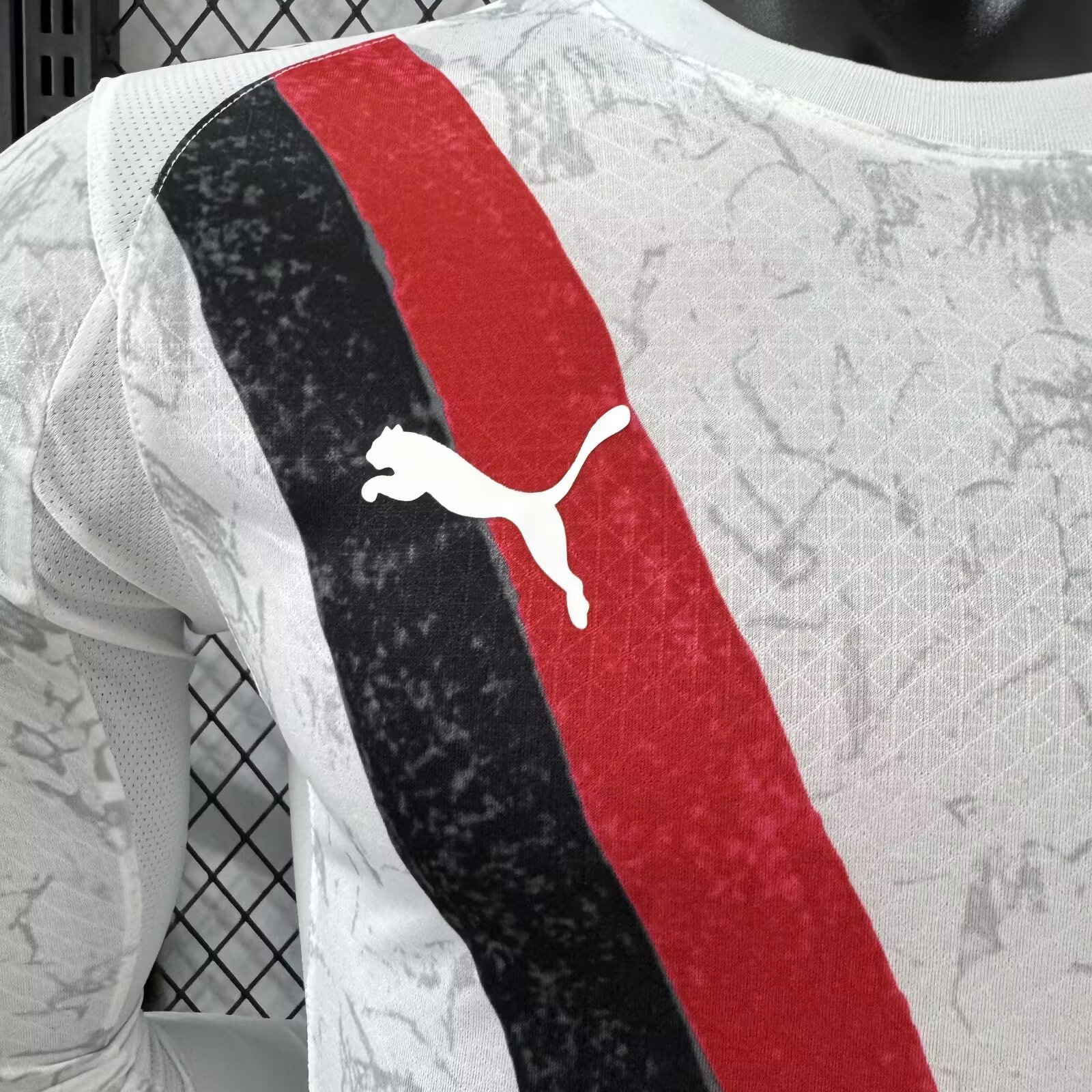 25-26 Manchester City away jersey - player version