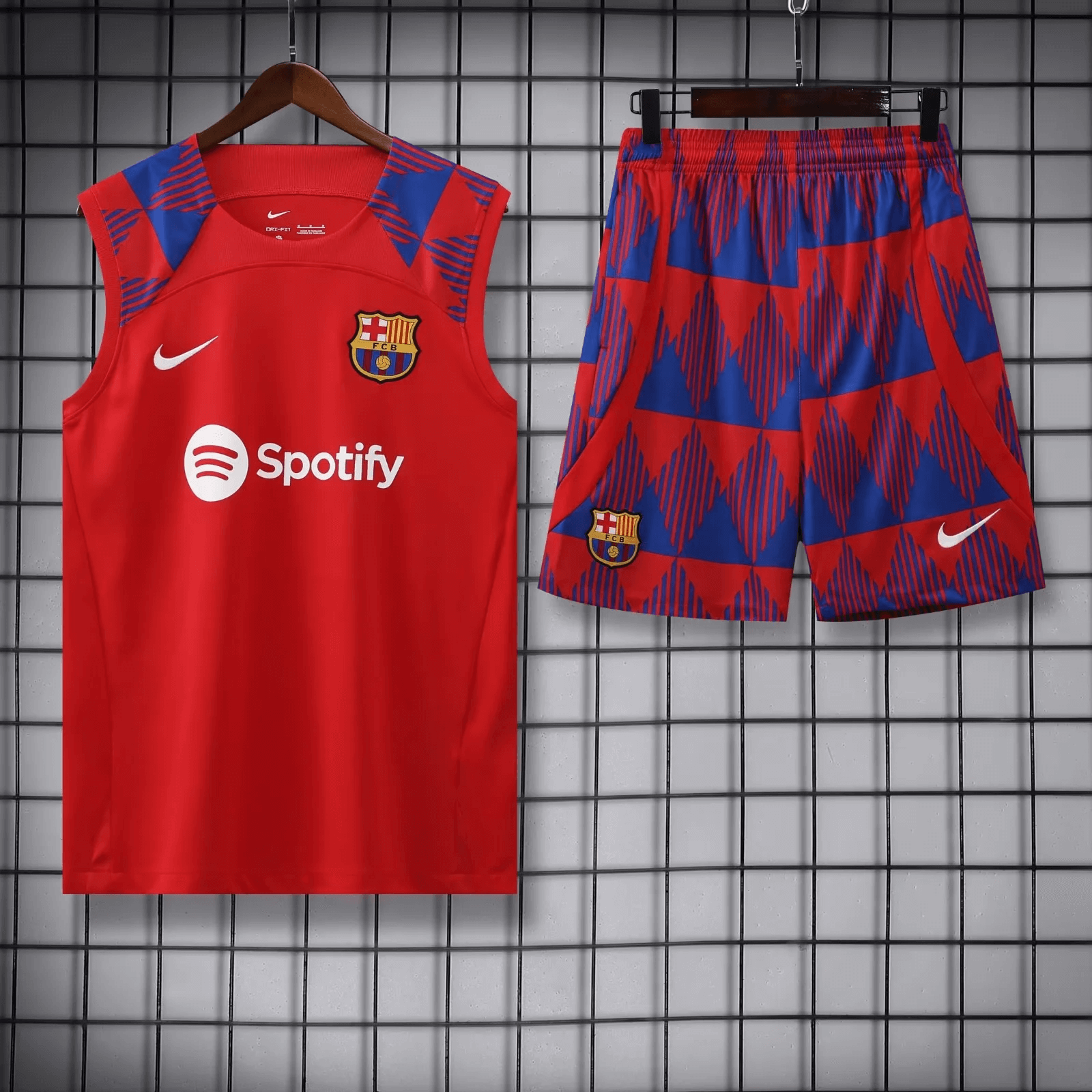 2023/2024 Barcelona pre-match training Red Jersey+Shorts 1:1 Thai Quality
