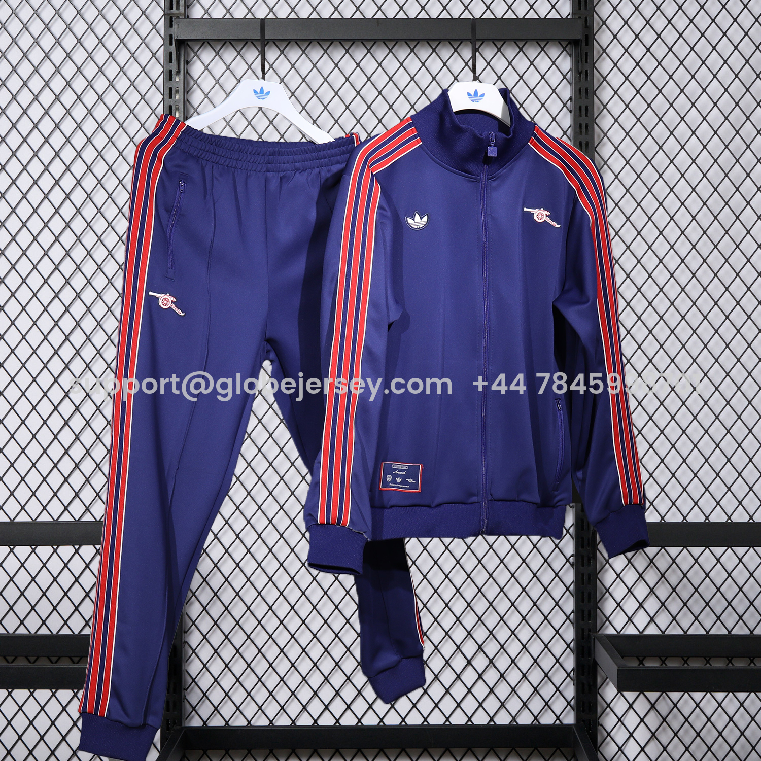 Arsenal 25-26 Red Lines Training Set - Purple Top and Purple Pants