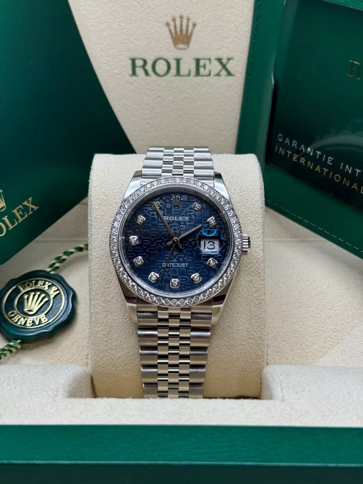 【Super Clone】RLX  Datejust 36mm 126284 Blue Jubilee Diamond Dial & Diamond Bezel, Stainless Steel Oyster Bracelet Watch