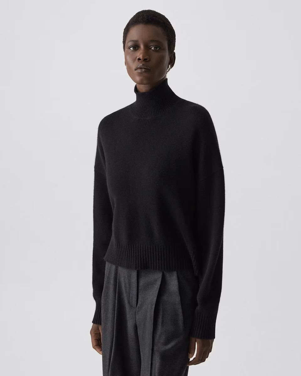Cropped Turtleneck in Cashmere