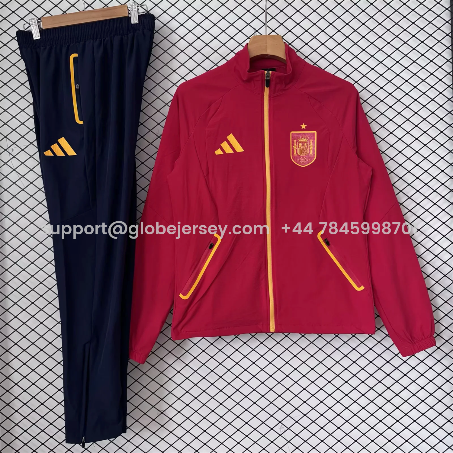 Spain 2026 Windbreaker Training Set - Red Top and Black Pants
