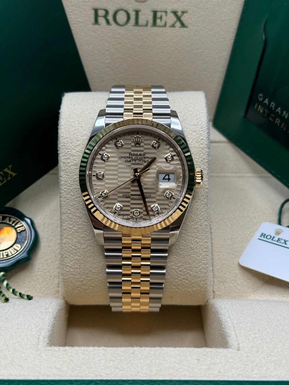 【Super Clone】RLX  Datejust 36mm 126233 Champagne Fluted Motif Diamond Dial Jubilee Bracelet