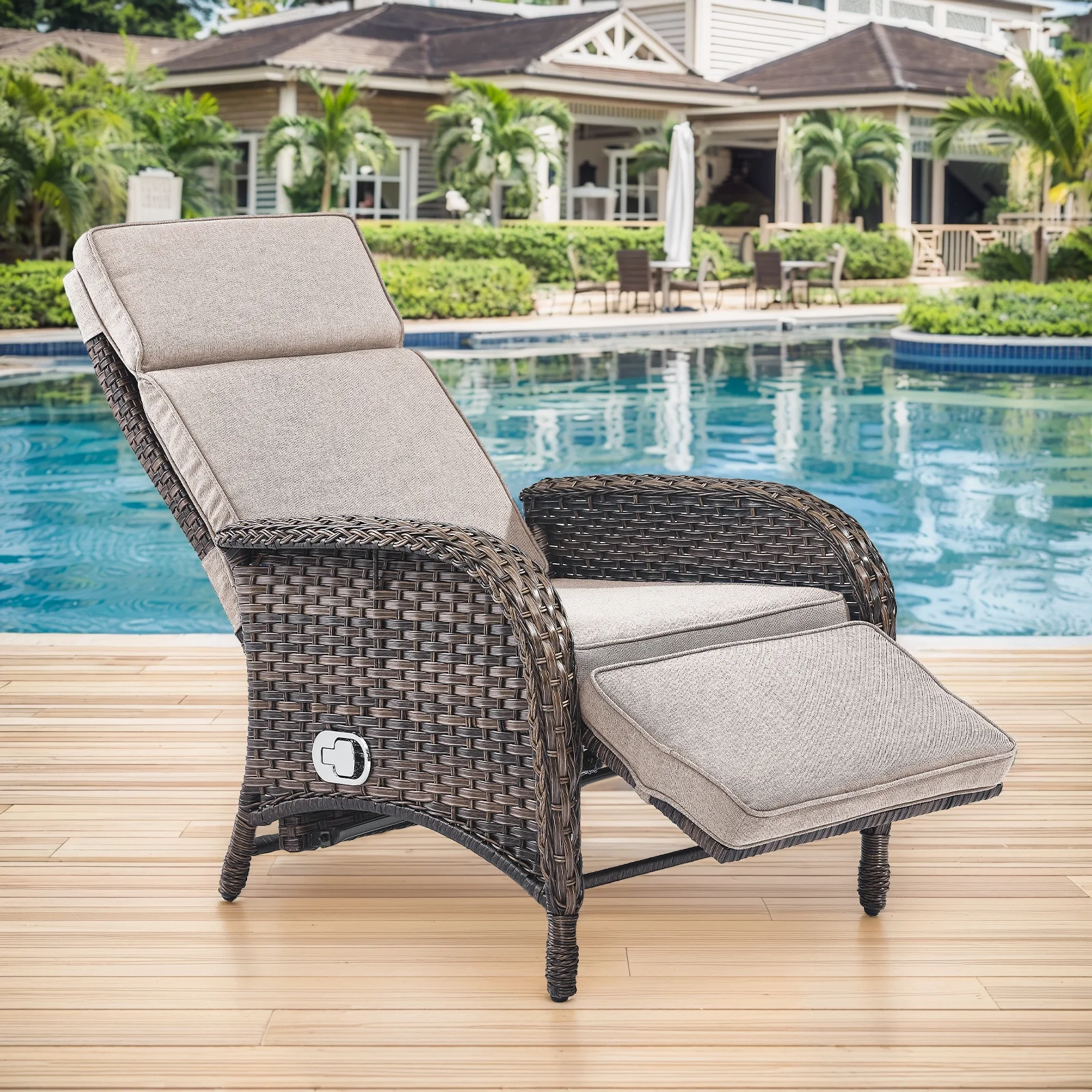 OPOHORO Outdoor Recliner Chair. Adjustable Reclining Patio Chair with Cushion. Wicker Outdoor Chaise Lounge with Adjustable Backrest and Footrest. Ideal for Pool Deck. Beige