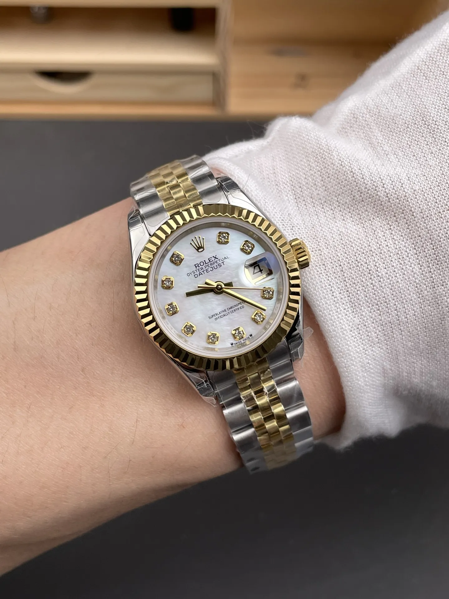 Rolex Datejust Two-Tone Ladies 28mm