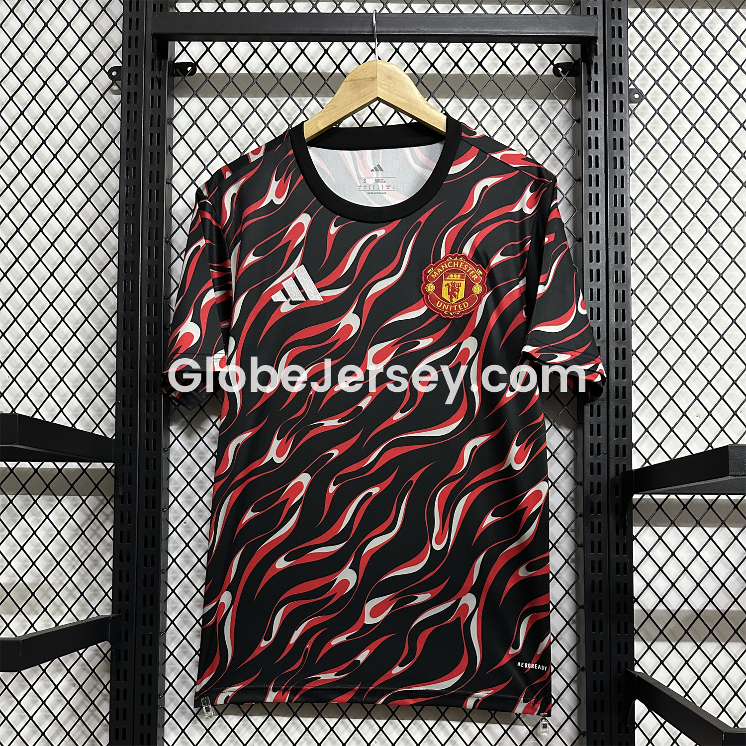 Manchester United 25-26 Black and Red Pre-Match Traning Jersey - Fans Version