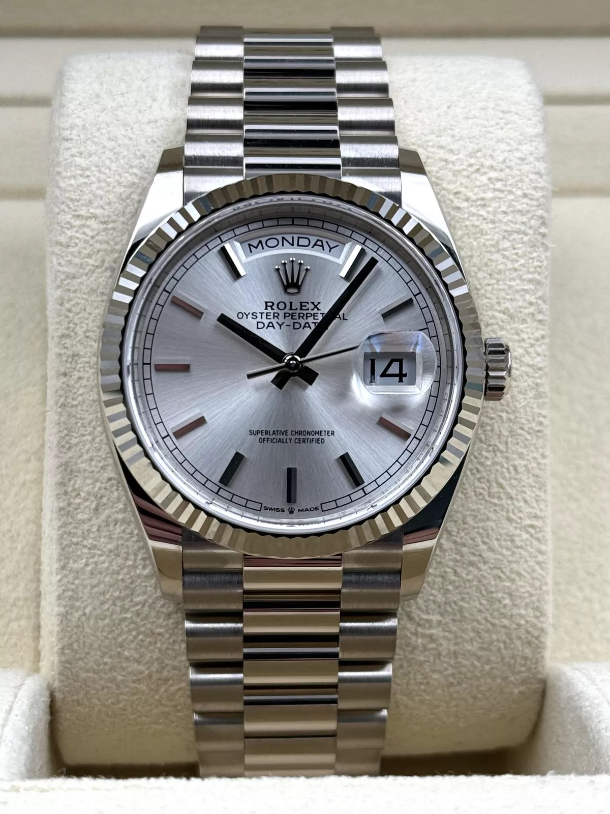 【Super Clone】RLX  Day-Date President 40mm White Gold Silver Diamond Baguette Dial - 228239