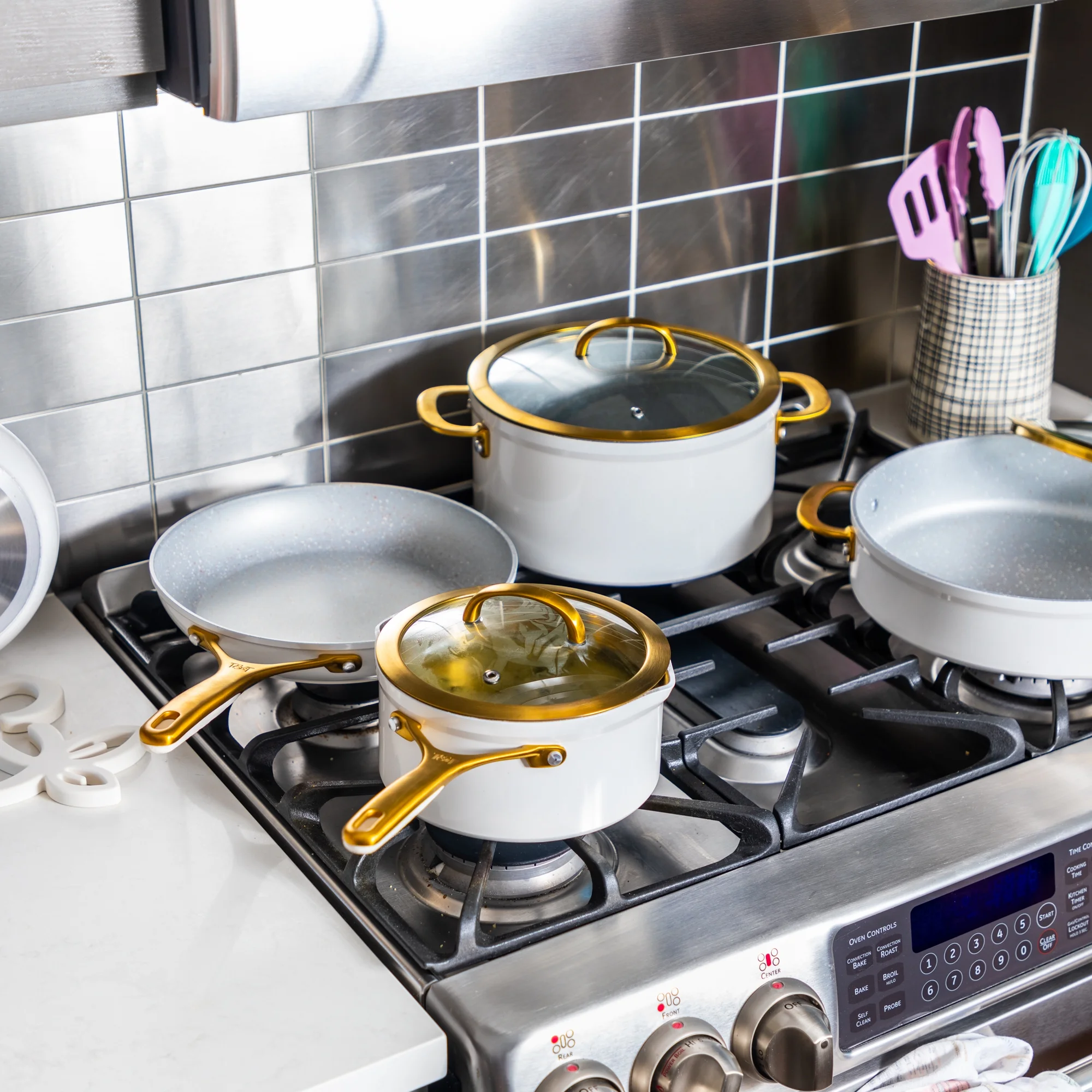 Thyme & Table 12-Piece Non-Stick Supreme Cookware Set, Pots and Pans Set - Cream