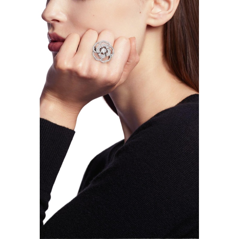 Camelia Bloom ring