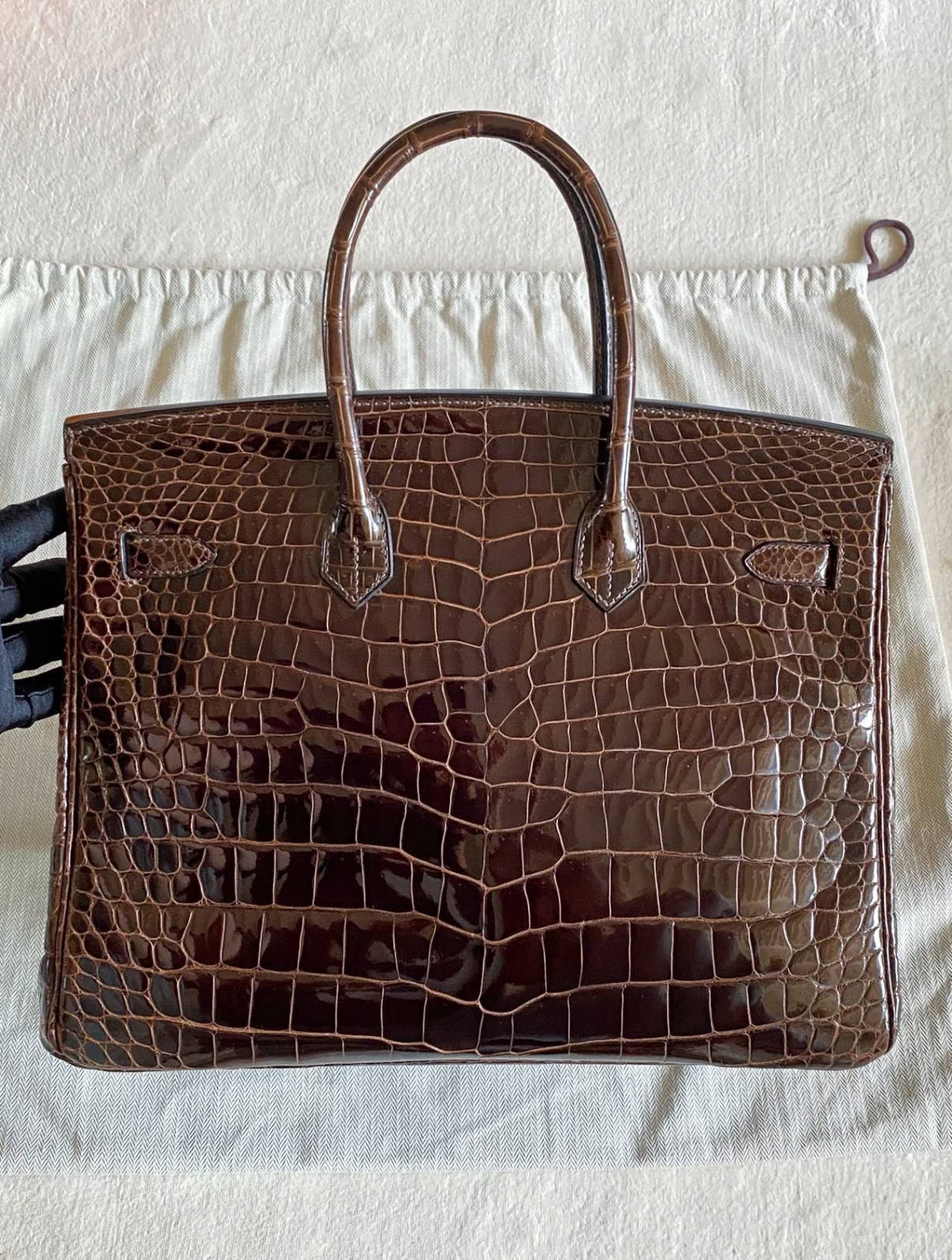 Hermès Birkin 35 Inverted V Shiny Crocodile Chocolate customization