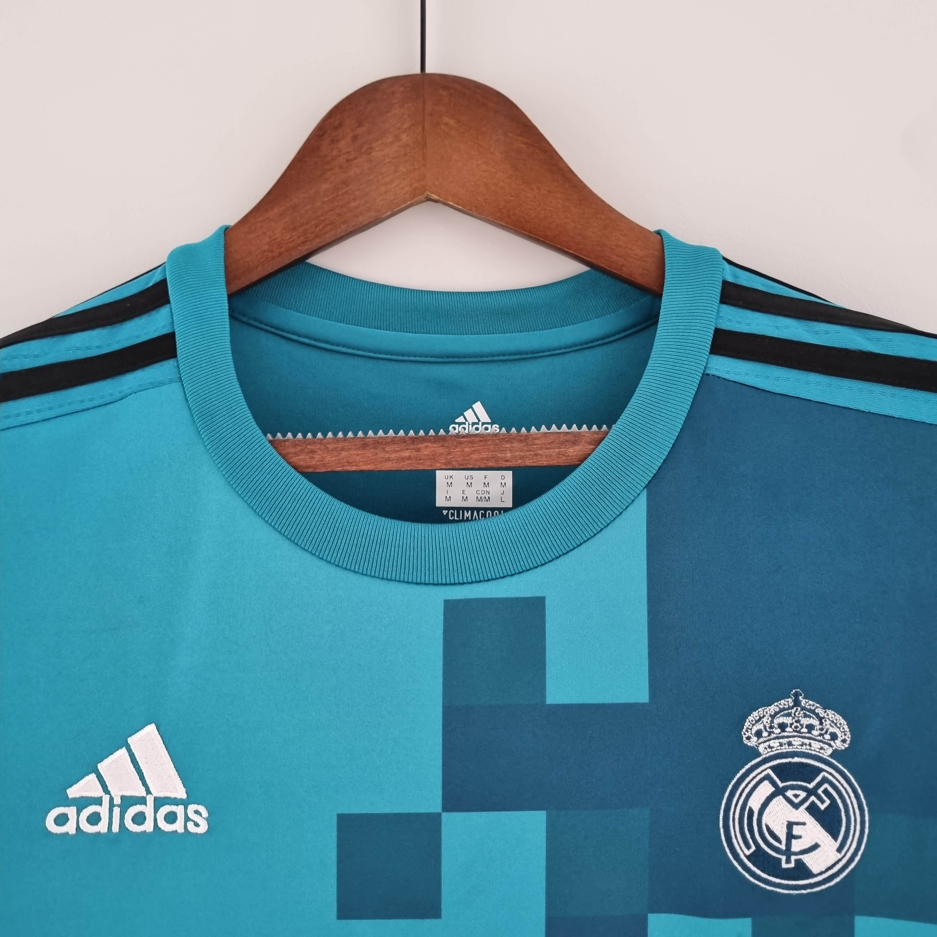2017/18 Real Madrid Retro Second Away Jersey 1:1 Thai Quality - Fans Edition
