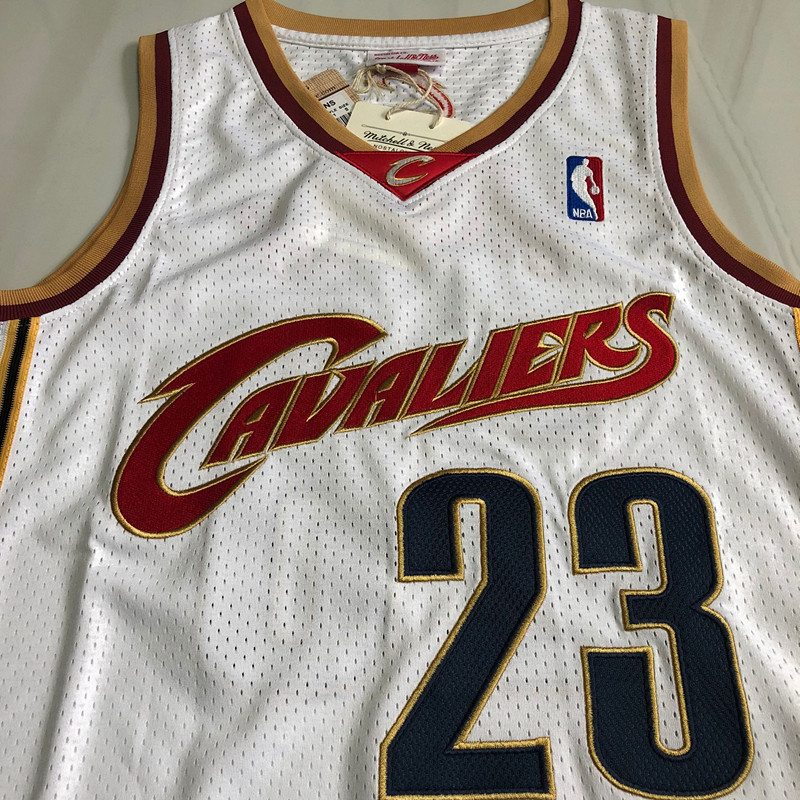 Cleveland Cavaliers LeBron James 23 White MN