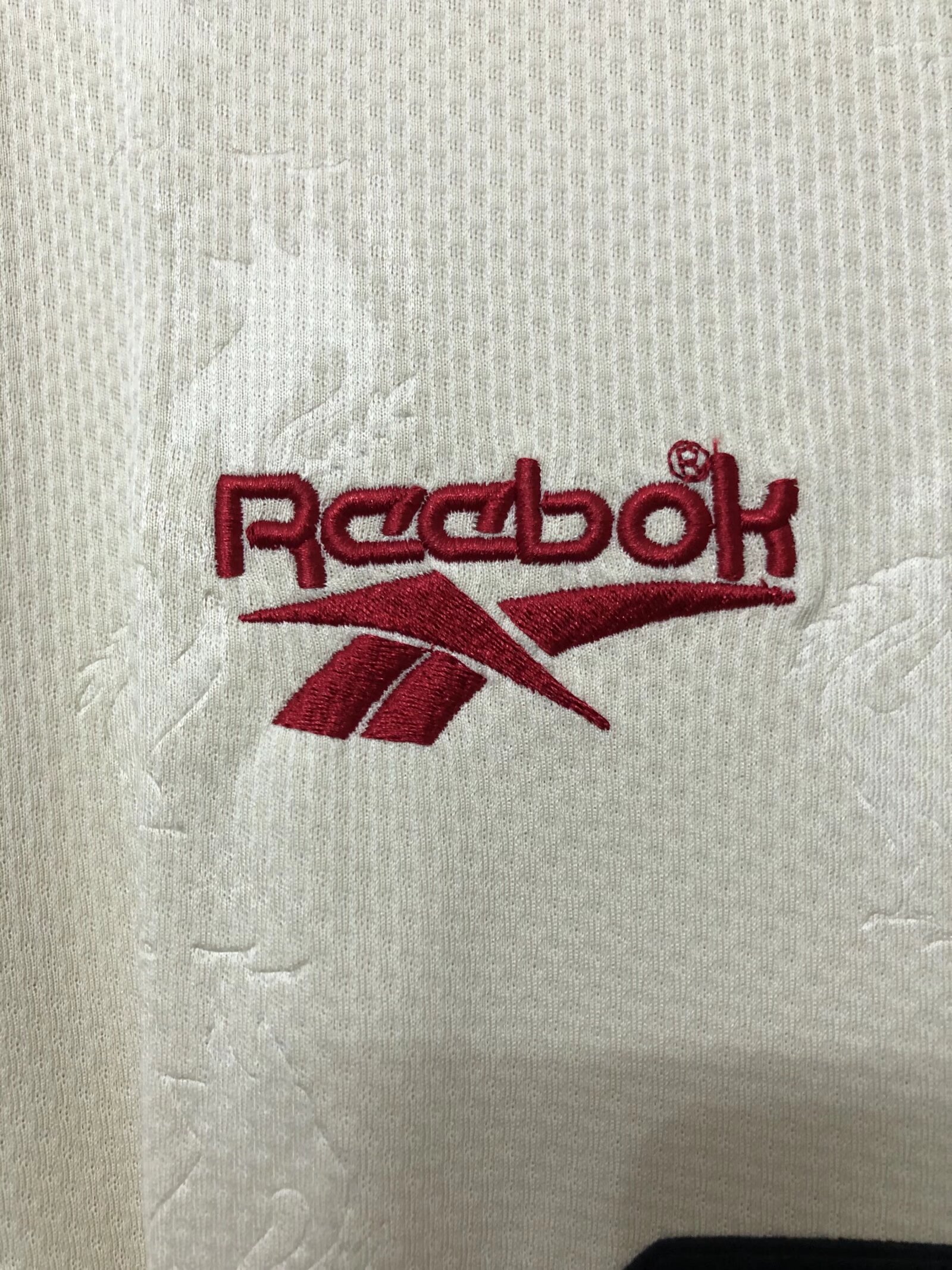 1996/1997 Liverpool away jersey