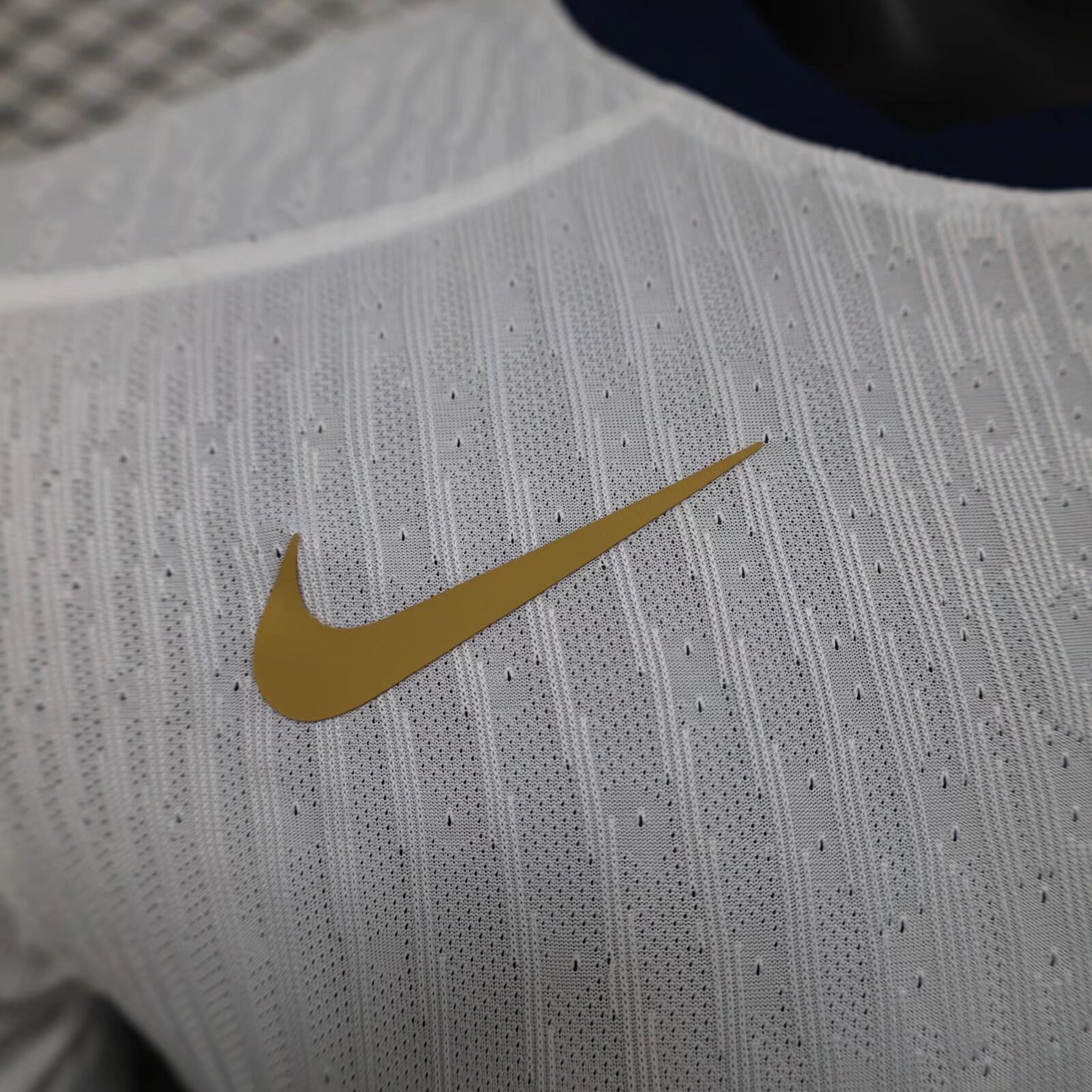 2024/2025 Player Version Barcelona White Cool Play Football Shirt 1:1 Thai Quality