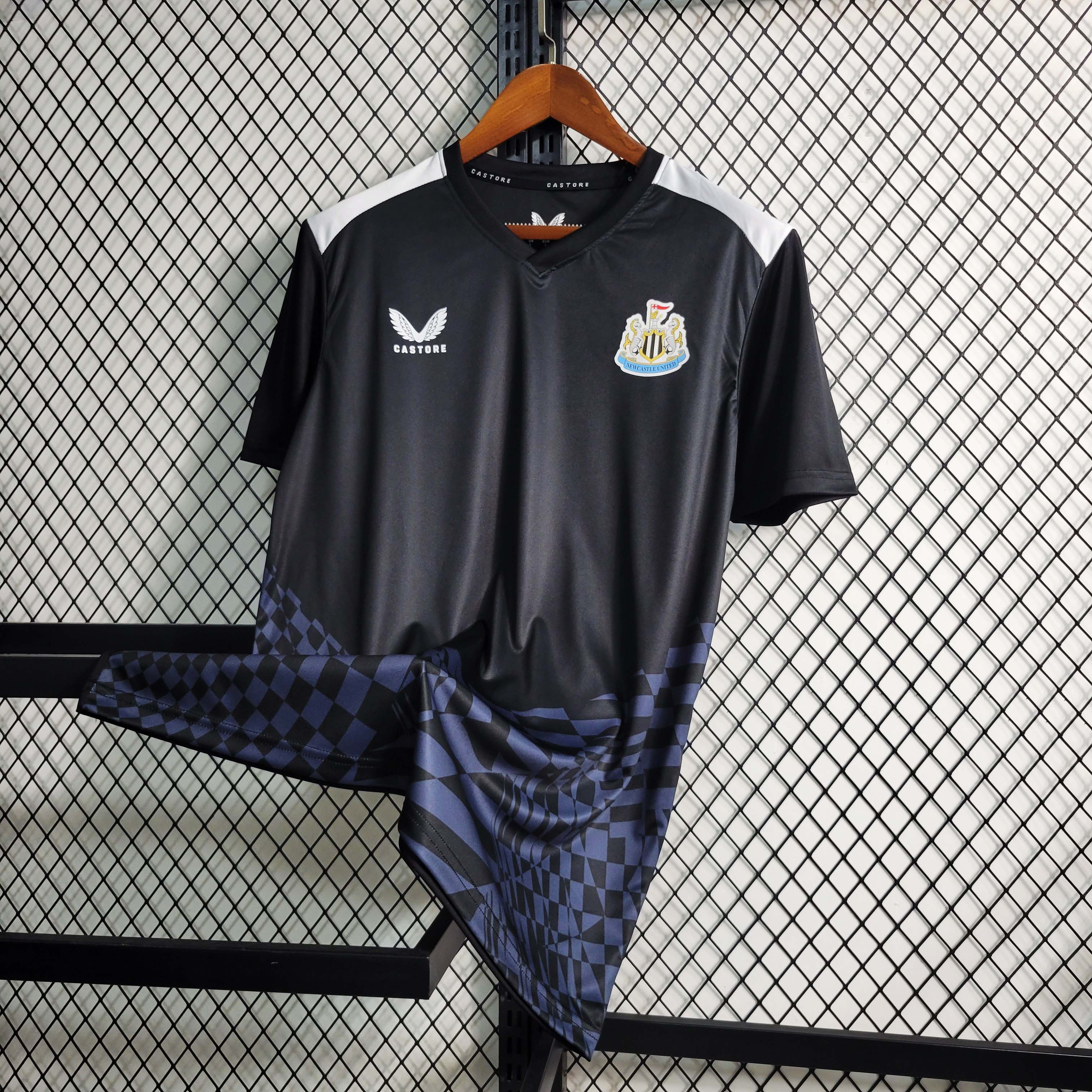2023/2024 Newcastle United Training Wear Soccer Jersey 1:1 Thai Quality - Fans Edition