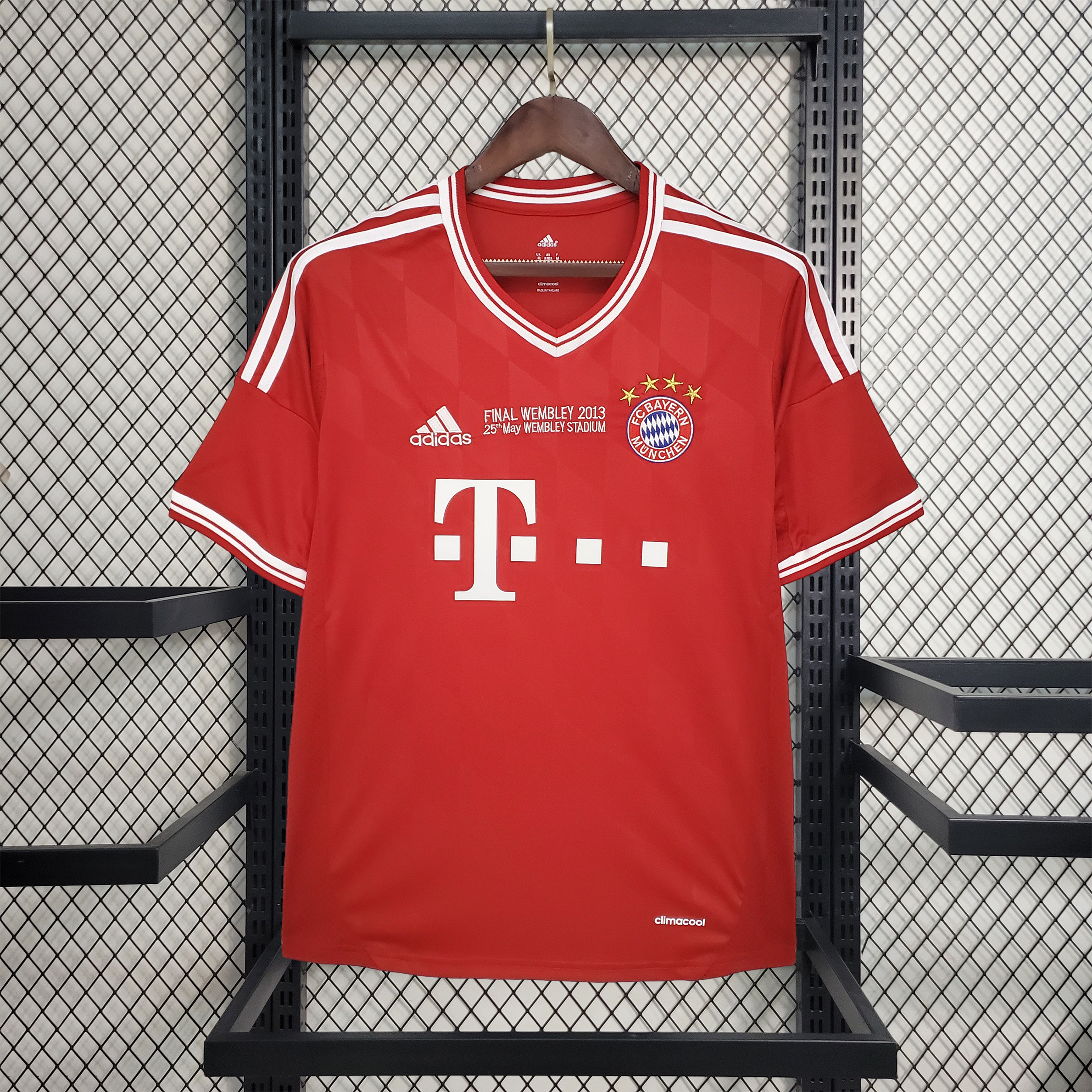 Retro Bayern Munich 13-14 Champions League Final Home Stadium Jersey