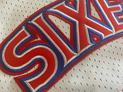 Allen Iverson Philadelphia 76ers 3 White MN