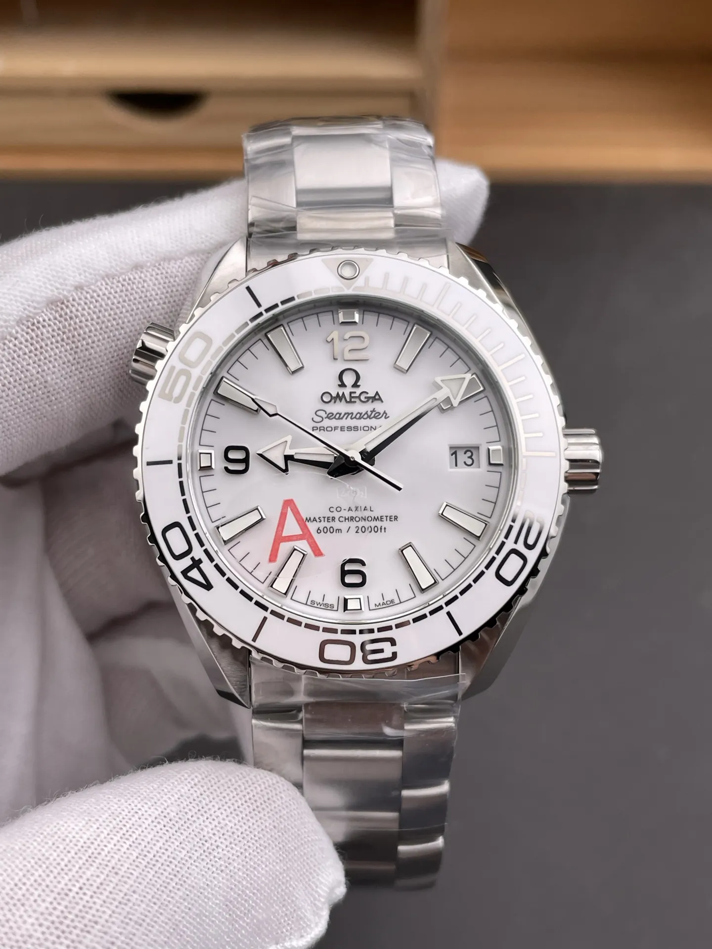 Omega Seamaster 600 White Dial 39.5mm