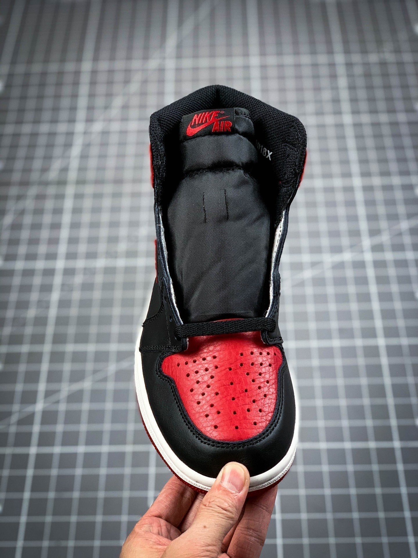 Jordan 1 Retro High Bred Banned