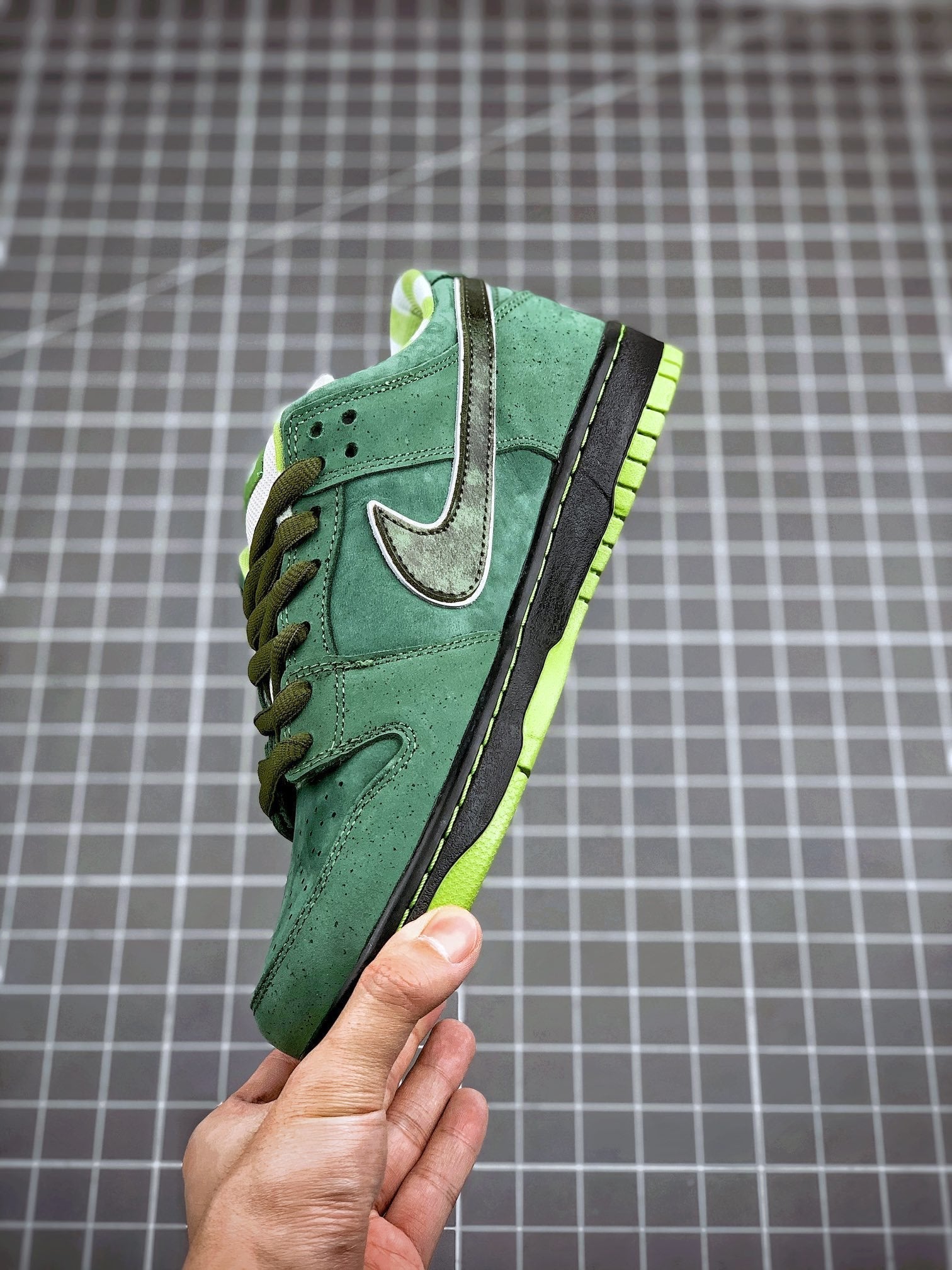 SB Dunk Low Concepts Green Lobster