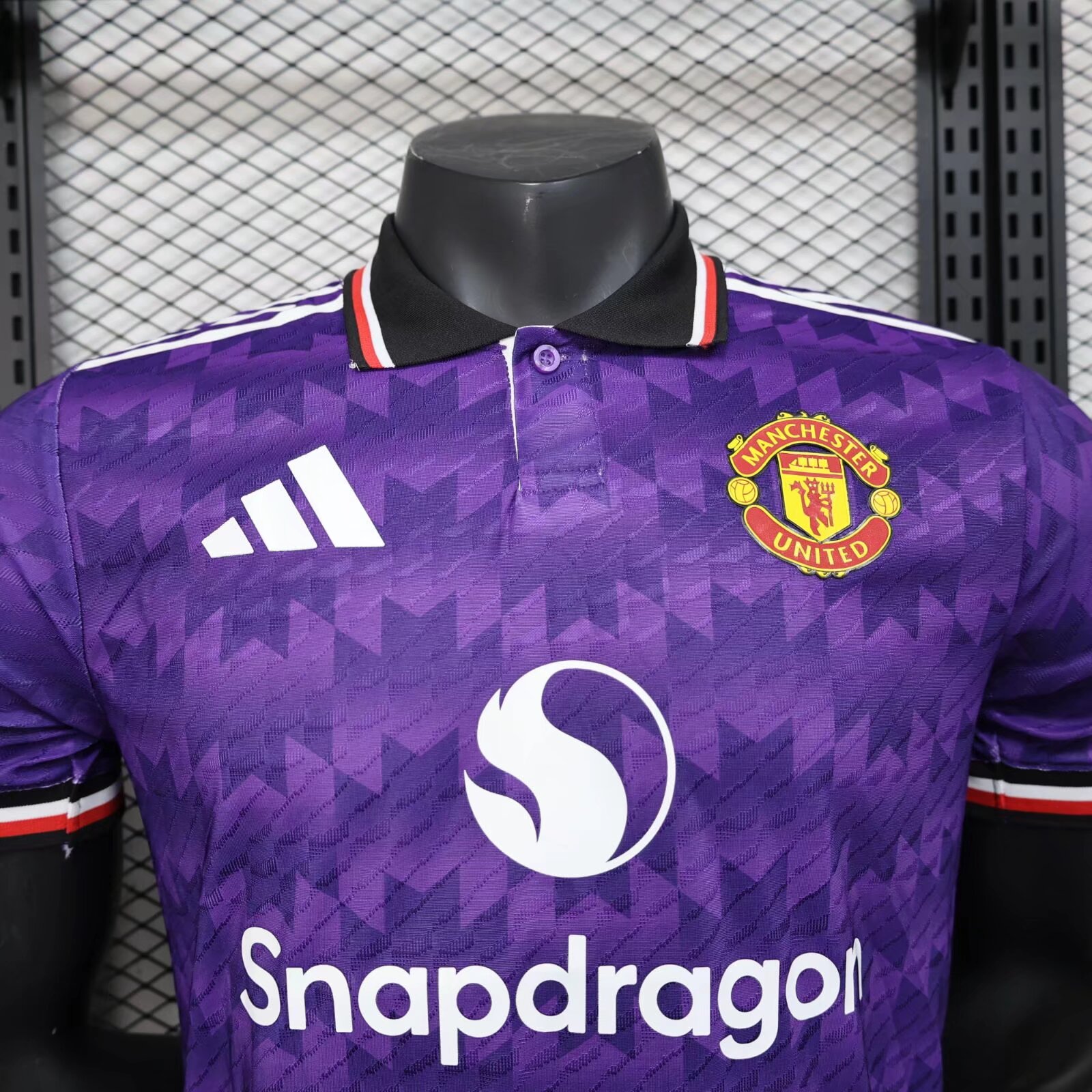 2025/2026 Player Version Manchester United Special Edition Purple Football Shirt 1:1 Thai Quality