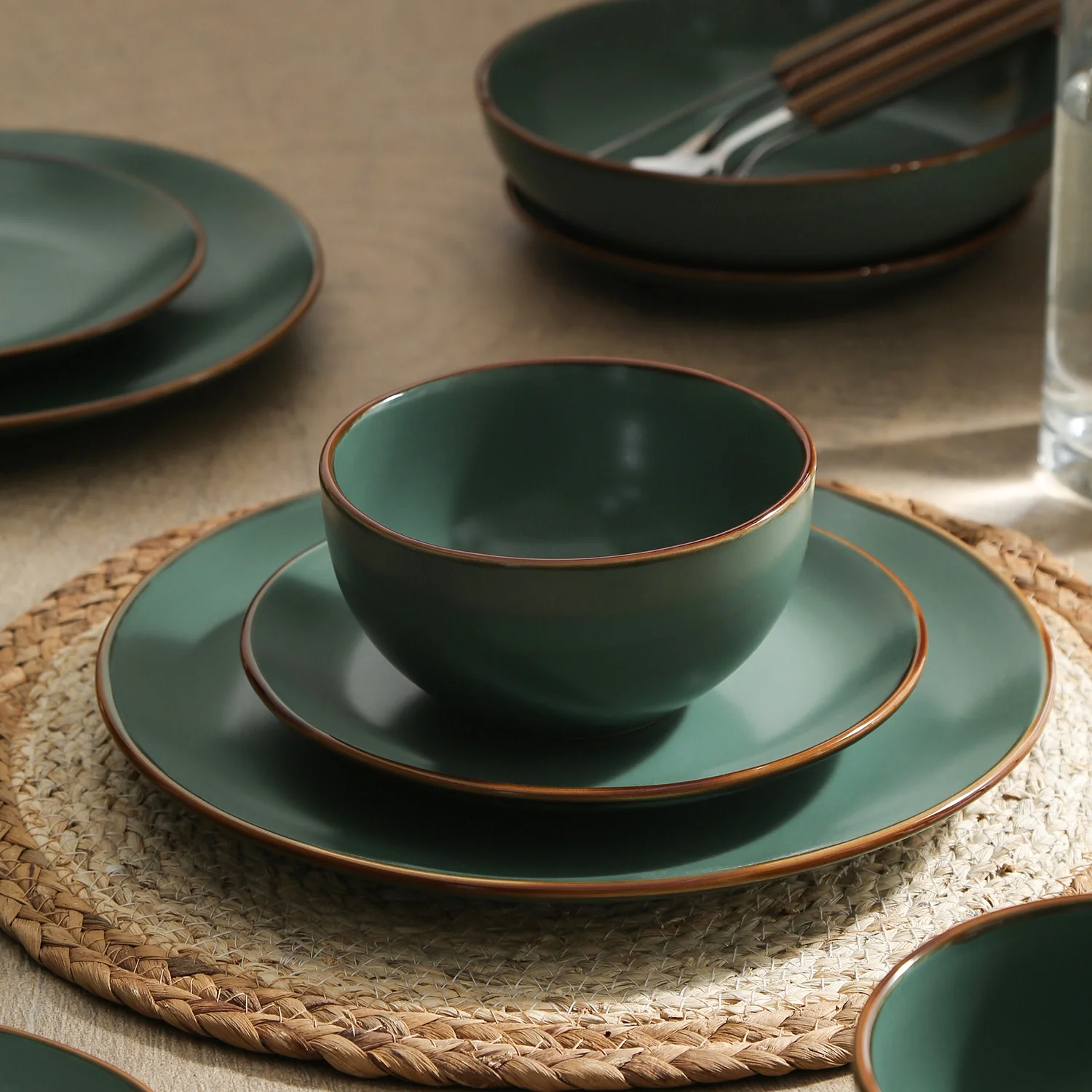 Stone + Lain Brasa Stoneware Collection Dinnerware Set, 32-Piece Service for 8, Blue