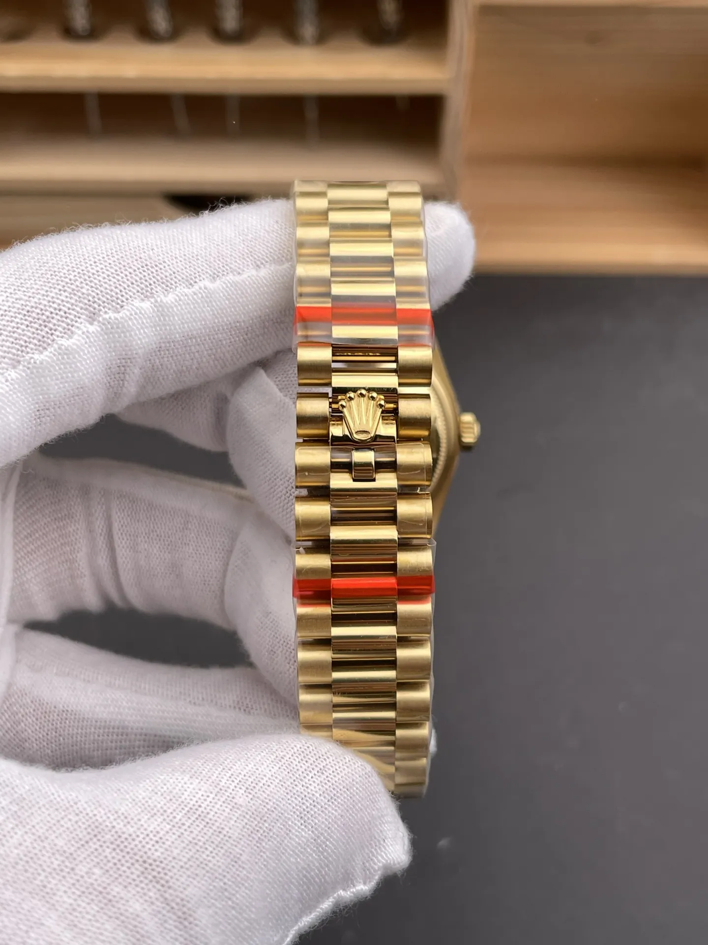 Rolex Datejust Mother-of-Pearl Ladies 31mm