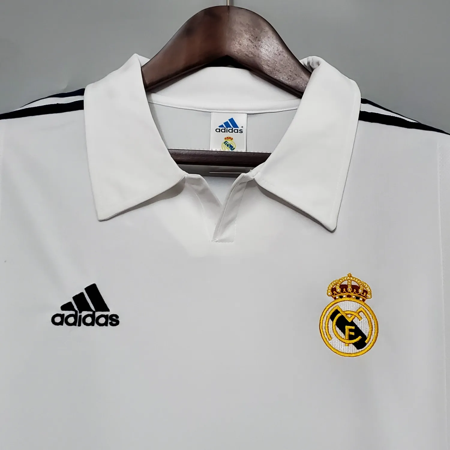 2001/02 Real Madrid home long-sleeved retro jersey - Fans Edition