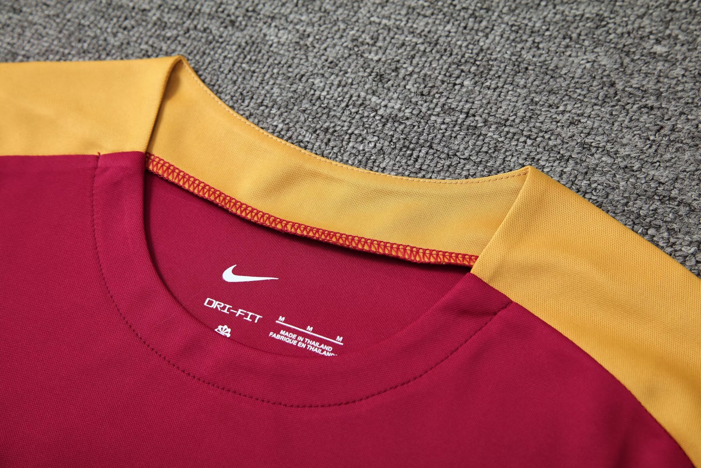 2024/25 Barcelona training kit - Adult Set