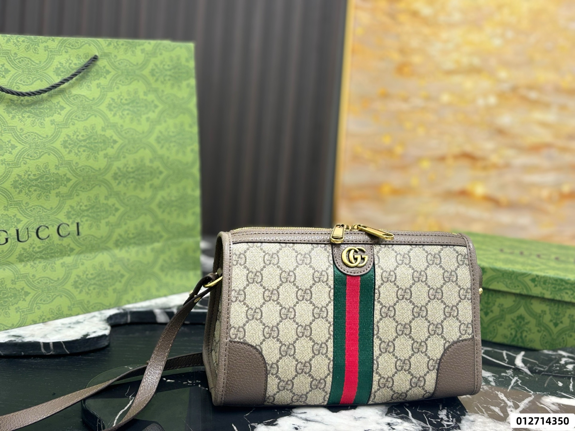 Gucci Ophidia GG Supreme Small Shoulder Bag