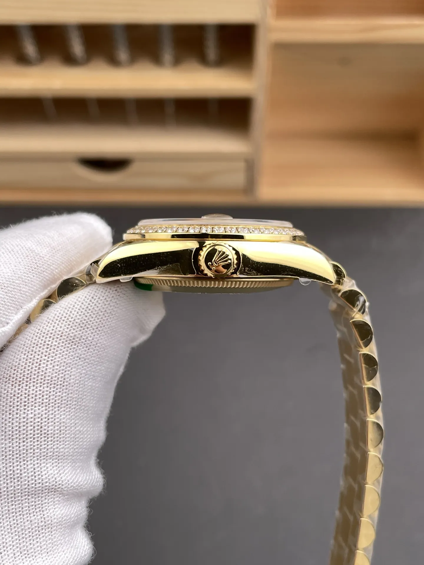 Rolex Datejust Diamond Bezel Ladies 31mm