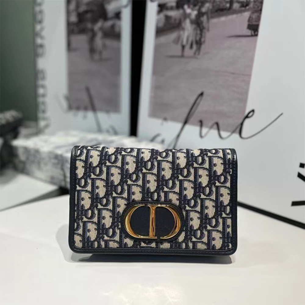 Dior 30 Montaigne Canvas Shoulder Bag