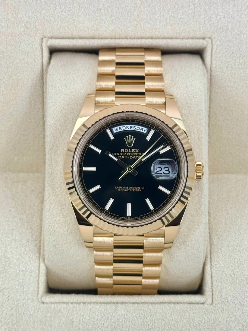 【Super Clone】RLX Day-Date "President" 40mm Yellow Gold Black Index Dial - 228238