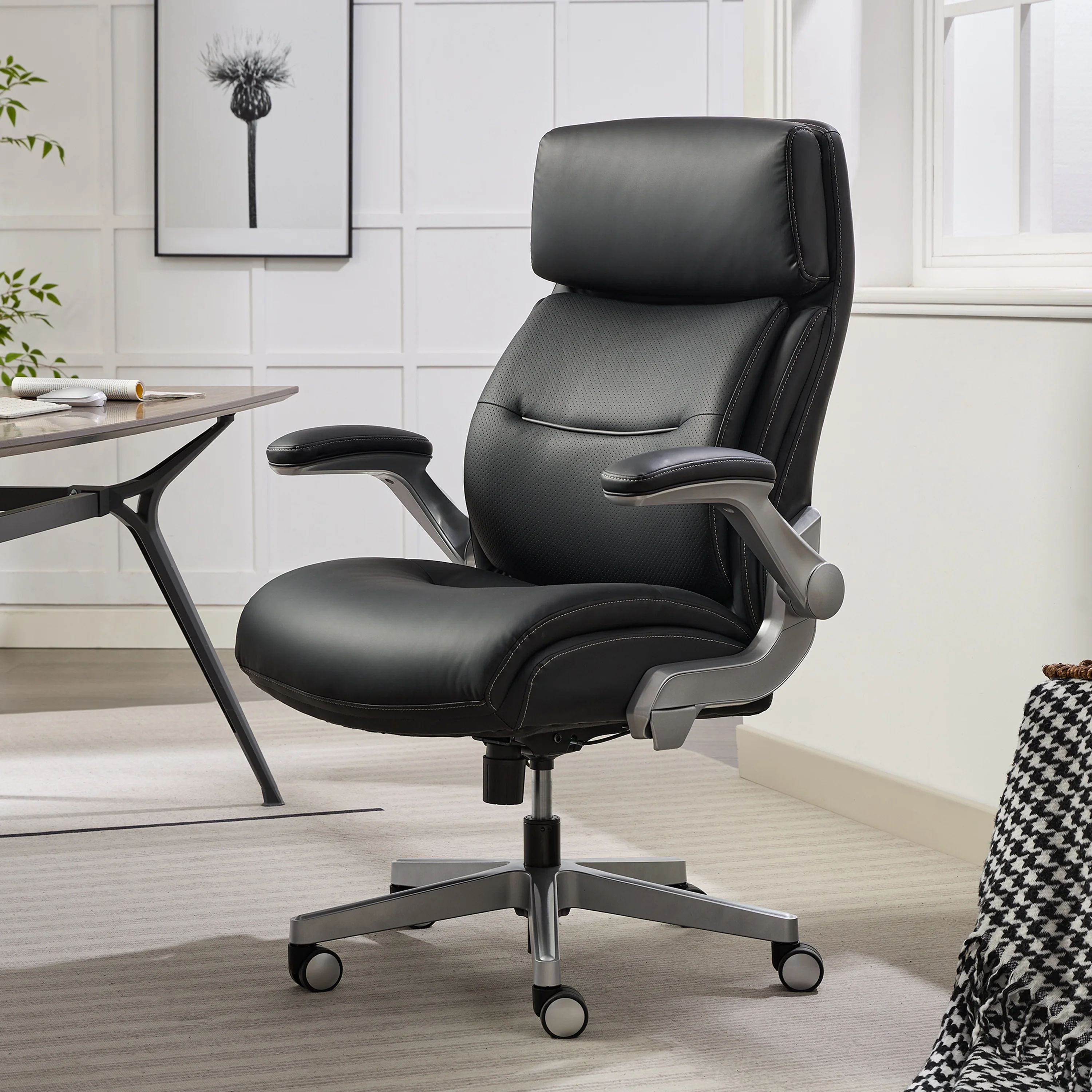 Shaquille O'Neal Cenzo Ergonomic Big and Tall Office Chair ,Flip-Up Arms PureSoft Upholstery High-Back Desk Chair with 400 lb Capacity, Black