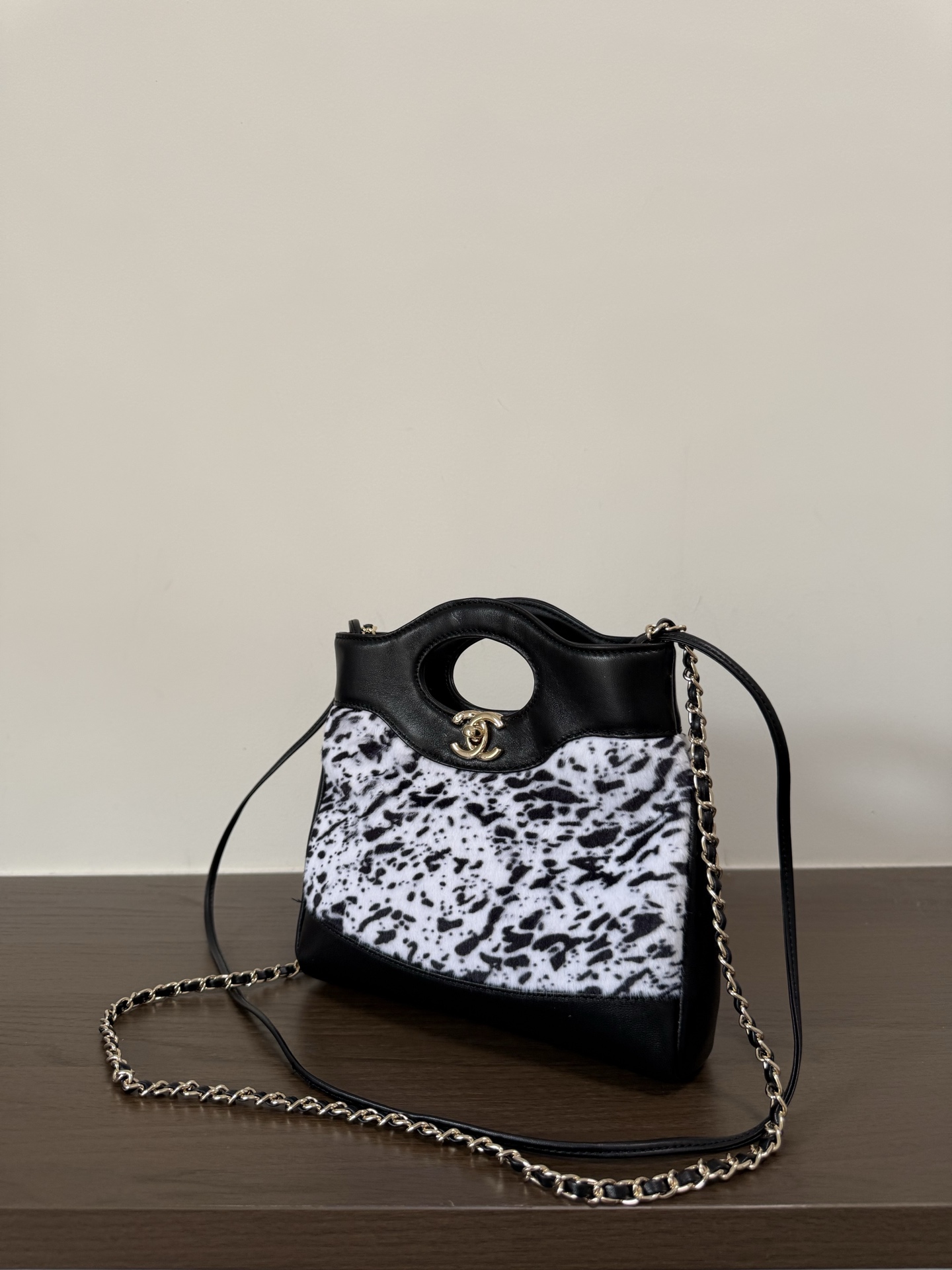 Chanel Shopping Bag