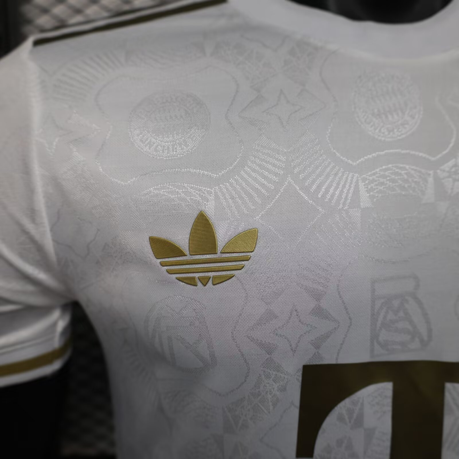 2025/2026 Player Version Bayern Munich 125th Anniversary White Football Shirt 1:1 Thai Quality