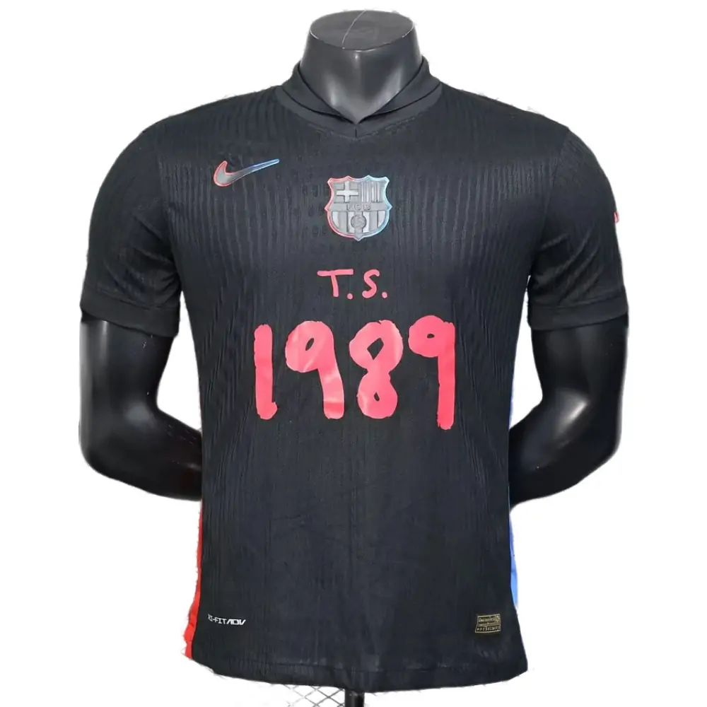 2025-26-Barcelona away game advertising-player version