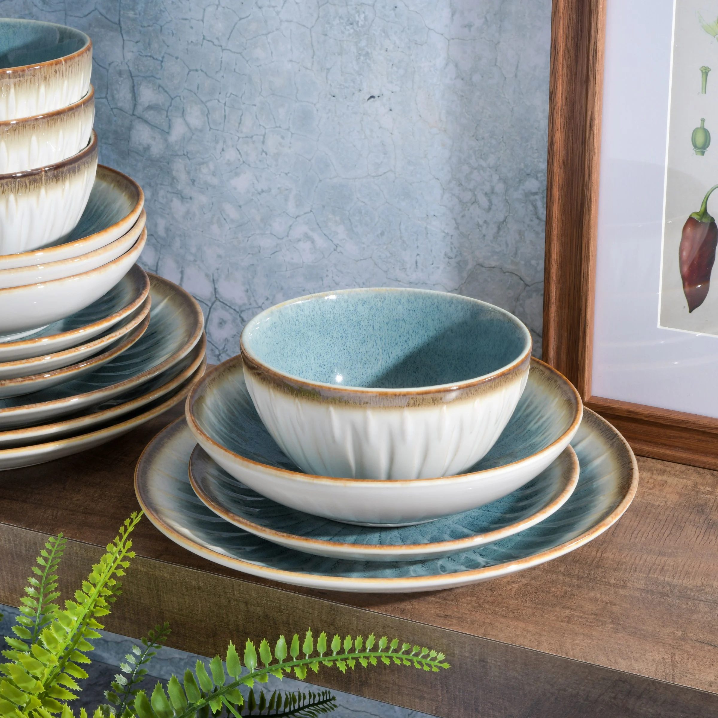 Gibson Elite Mayfair Bay 16 Piece Double Bowl Embossed Reactive Dinnerware a?? Blue