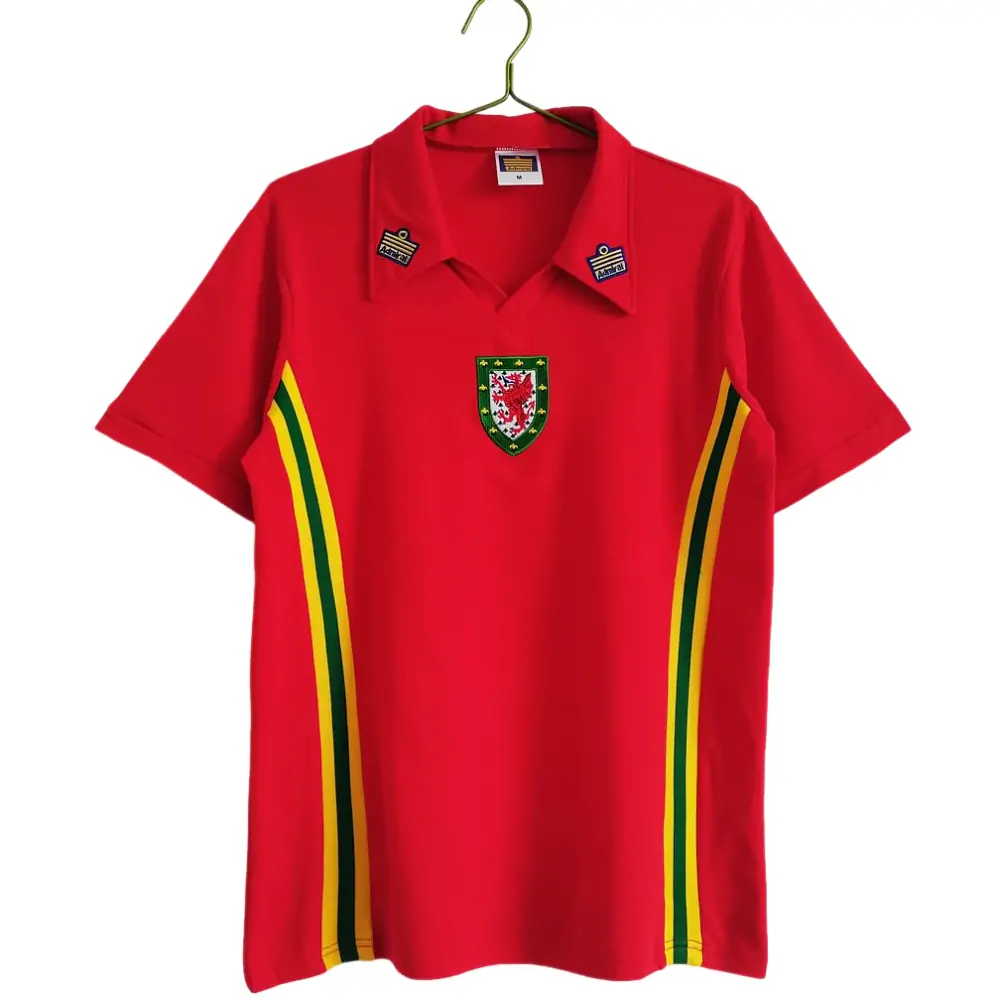 1976/79 Wales home retro jersey 1:1 Thai quality - Fans Edition