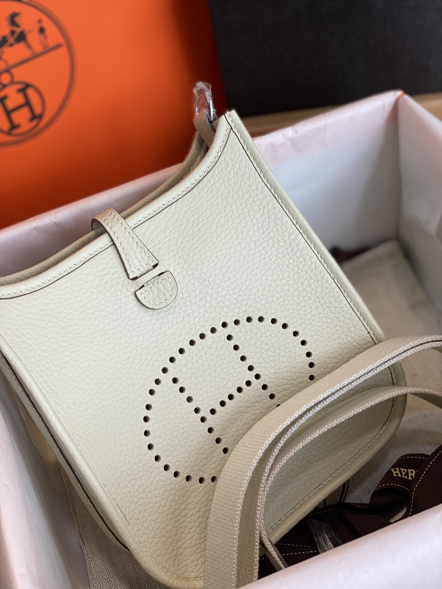 Hermes Evelyn 16-29