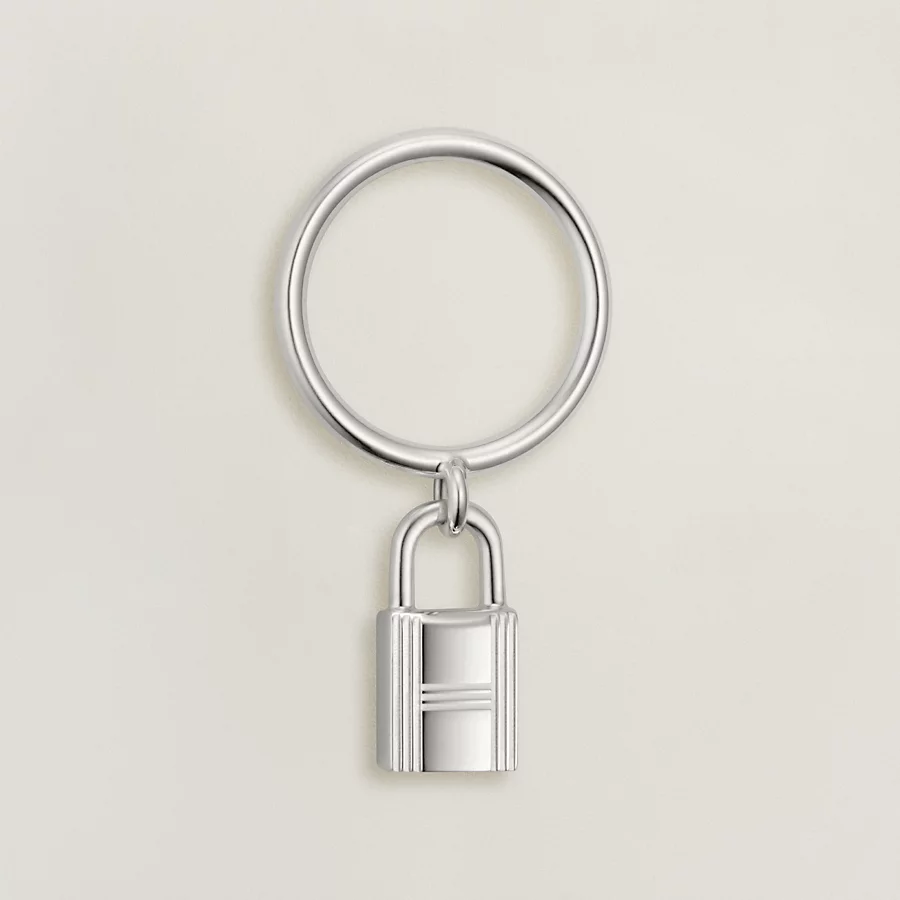 Kelly Cadenas ring