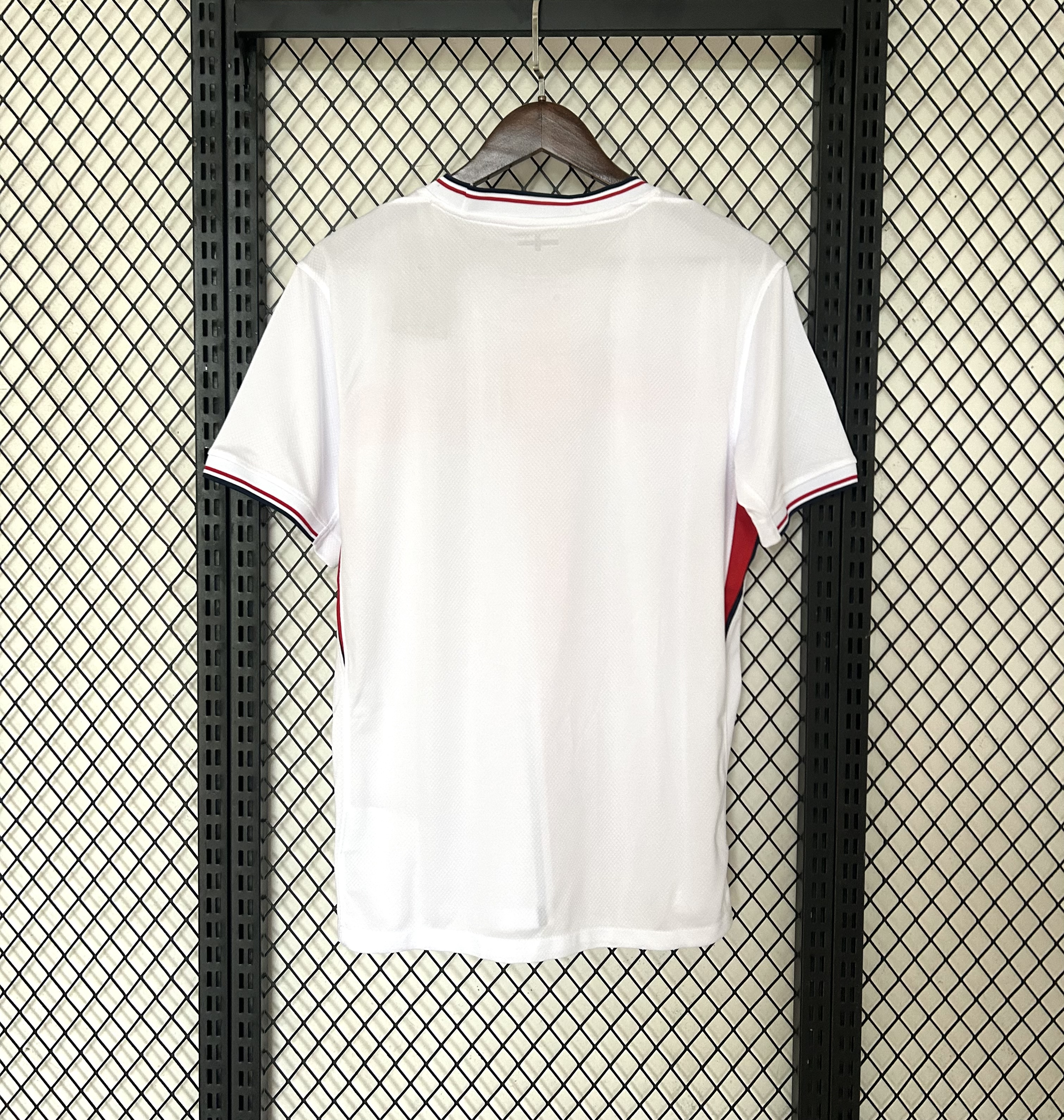 2024/25 England pre-match training jersey