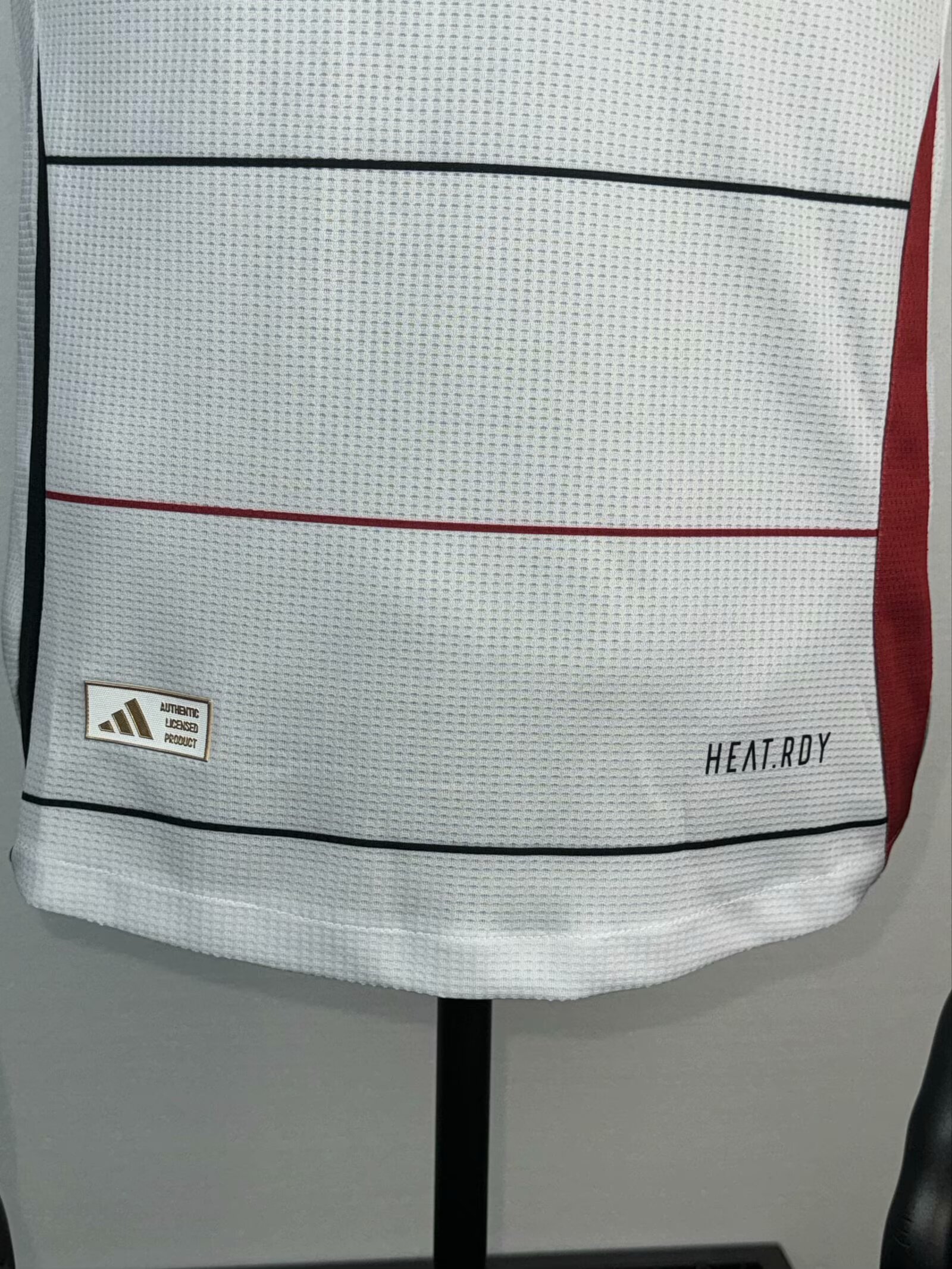 25-26 Manchester United training kit - player version